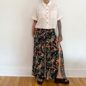 SHORE Bella pants in prowling tropical